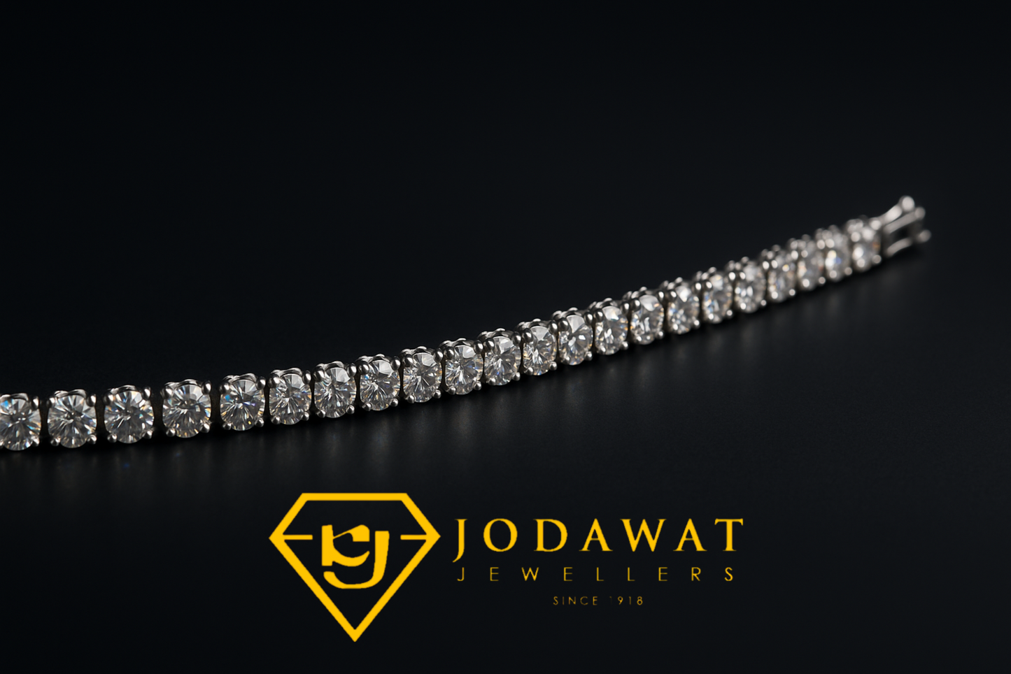 Moissanite Solitaire Bracelet (925 Silver, White Gold Finish)